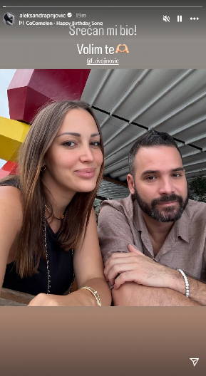 PRIJOVIĆKA POSLALA JAVNU PORUKU FILIPU Pevačica na današnji dan imala da mu poruči samo jedno!