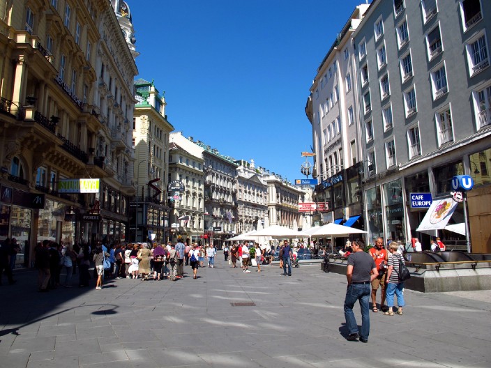 U AUSTRIJI ŽIVI SKORO TRI HILJADE NAŠIH PENZIONERA Njima Fond PIO isplaćuje penzije