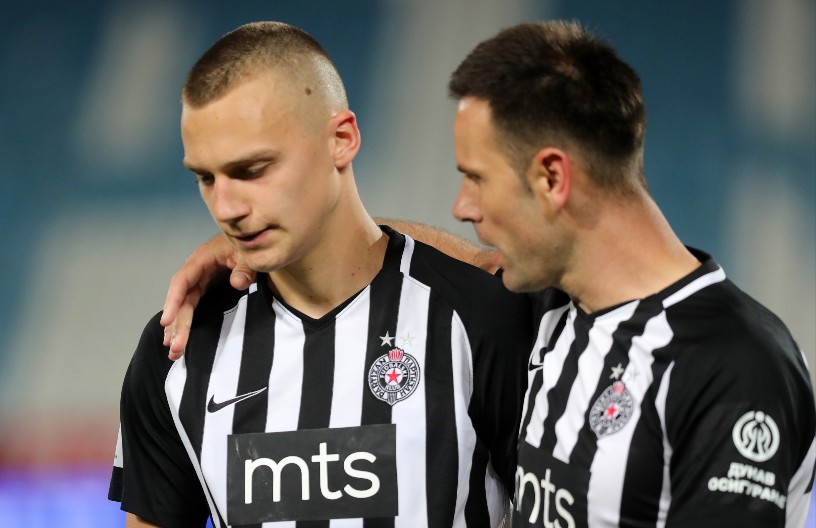 GDE NIKOLA STADE, NIKOLA ĆE DA PRODUŽI Leće umesto Crnogorca doveo bivšeg napadača Partizana i uštedeo 20 miliona
