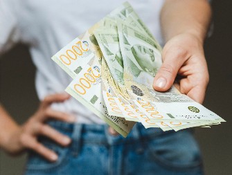 OD NAMIRNICA DO OGREVA! Evo koliko će novca ostati u džepu građanima nakon novih ekonomskih mera