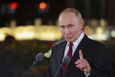 PUTIN POSLAO OŠTRU PORUKU UKRAJINI: "Ako nema dogovora, rešiću RAT SILOM“