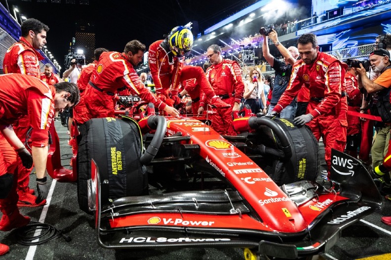 TRI SEKUNDE POSLA? Evo koliku platu uzimaju mehaničari Formule 1 – cifra ostavlja bez teksta