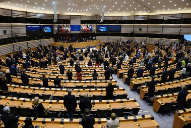 EVROPARLAMENTARCI UGOSTILI OSUĐENOG ZLOČINCA OVK ISTO KAO I BLOKADERE: Mandl ugostio i Hisnija Gucatija