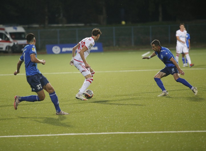 ZVEZDA ODBILA MILIONE Umesto prodaje, crveno-beli rešili da zadrže napadača