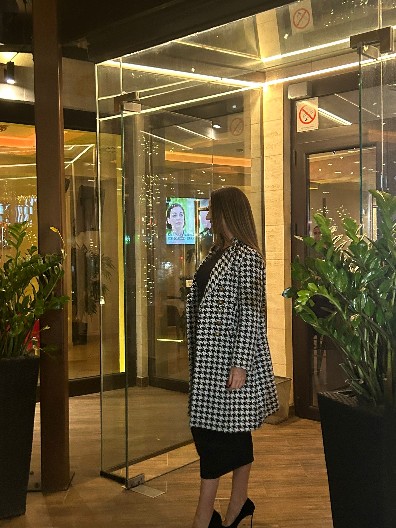 "MOJA SESTRA JE ISPALA ZLOTVOR PREMA MENI" Pevačica prvi put progovorila o izdaji: "Da joj nije palo na pamet da me ikada više u životu pozove"