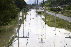 HAOS U ITALIJI! Kiša ispira Komo, pokrenula se klizišta, voda nadire!