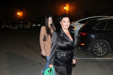 "ŠKOLA ME NIKADA NIJE ZANIMALA" Janina ćerka pokreće sopstveni biznis!