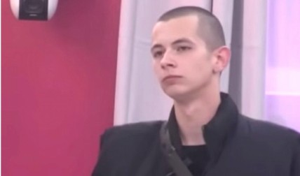 "ODVUKLA GA JE DOK SAM SE PORAĐALA..." Nerijeva verenica van sebe, hitno se oglasila javno: "Zašto te sin ne voli, Sita?!"