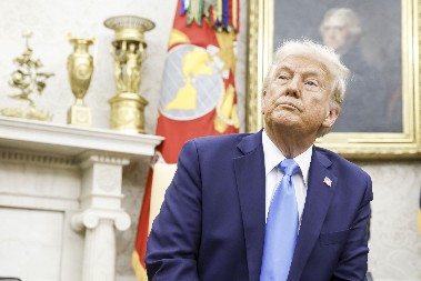 RADIKALNI OBRT Trampov uži krug promenio svoj stav o Rusiji