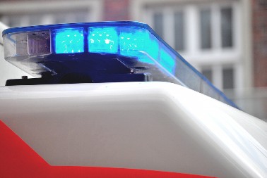 DETALJI TRAGEDIJE SA ZVEZDARE  Sumnja se da je pucao sebi u stomak pa u glavu