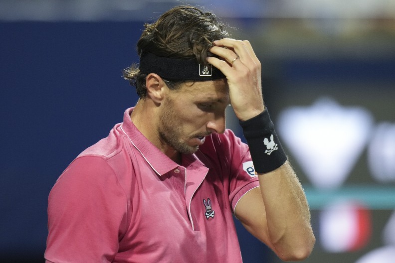 NIKAD VIŠE SENZACIJA Ispao još jedan veliki favorit sa mastersa u Šangaju, turnir već sada može u istoriju