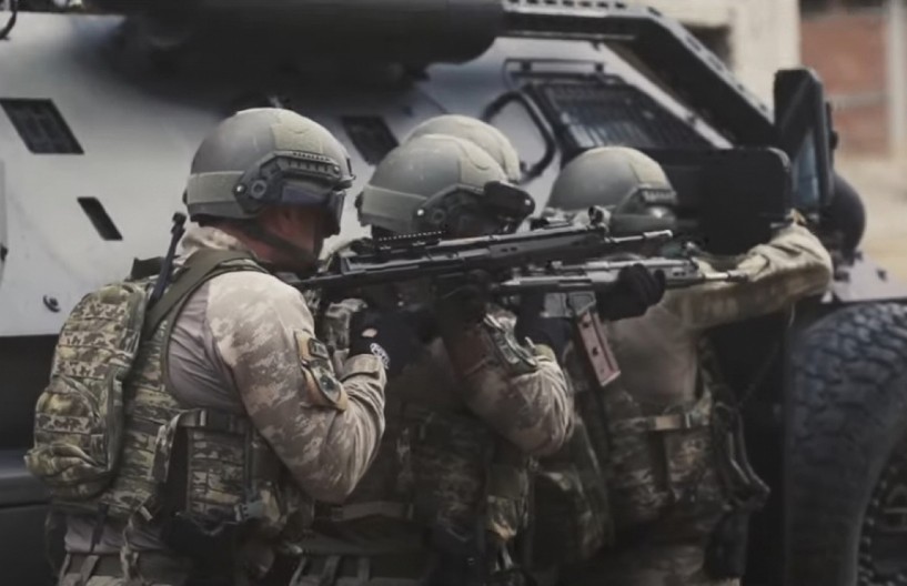 MOGUĆ JE NOVI RAT, PLANIRA SE MASOVNA EVAKUACIJA Ova NATO zemlja je naredila Rusima da napuste državu, rok - 13. oktobar!