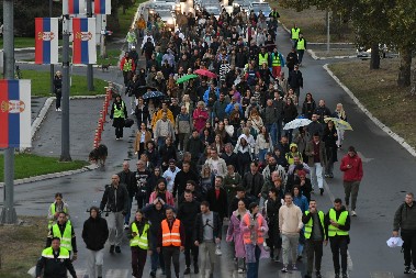 JASNO JE DA ĆE 1.NOVEMBRA BITI NASILJA, A ONO ŠTO ĆE USLEDITI NEĆE IM SE DOPASTI... Vučić o najavama blokadera i opozicije