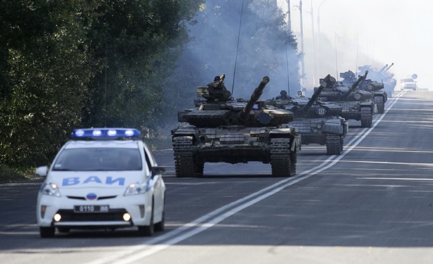 VOJSKA NAORUŽANA DO ZUBA KOD NATO GRANICE Napeta situacija na istoku Evrope! "Ove 2 stvari hitno moramo da uradimo"