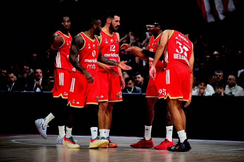 CRVENO-BELI SE HITNO OGLASILI Promenjen termin utakmice Zvezde u Evroligi