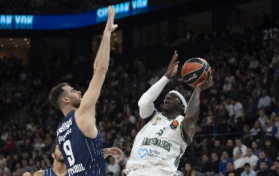 Panatinaikos srušio Efes u Istanbulu, Monako bolji od Valensije