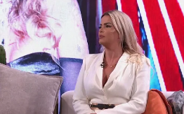 PLASTIČNIM OPERACIJAMA IZMENILA LIČNI OPIS Bivša zadrugarka iskeširala više od 15.000 evra i sad je druga žena (FOTO)