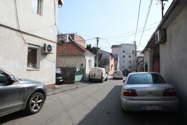 POČINJE SUĐENJE TAKSISTI ZBOG UBISTVA NA ZVEZDARI  Nakon svađe isukao nož i prolaznika ubo u grudi