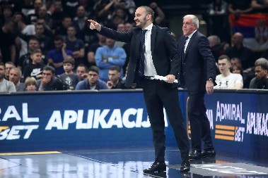 HRVAT MENJA SRBINA Poznat naslednik Karaičića na klupi Arisa