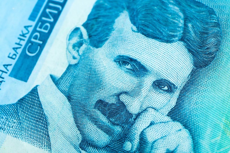 Nikola Tesla ovu voćku nije ispuštao iz ruke i doživeo je 87 godina: Verovao je da to čini mozak moćnijim!