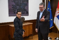 "CILJ OČUVANJE STABILNOSTI I DALJI EKONOMSKI RAST" Predsednik Vučić se sastao sa predstavnicima MMF-a