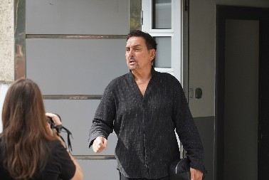 OPTUŽIVALI SU GA DA SE STIDI SVOG POREKLA Saznala se istina o Draganu Kojiću Kebi, kolega ga razotkrio: "Da znate to zauvek"