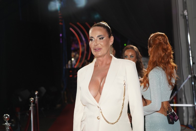 ''BABUSKERA, MAFIJAŠICA NA BATERIJE'' Bivša zadrugarka nije imala milosti, oplela po Mileni Kačavendi (VIDEO)