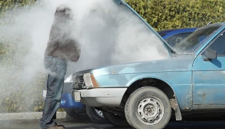 Opasnost na četiri točka – EU će zabraniti inovacije na modernim automobilima zbog bezbednosnih razloga