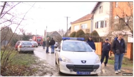 ODLOŽENO SUĐENJE POLICAJKI KOJA SE SUMNJIČI ZA UČESTVOVANJE U UBISTVU  Okrivljeni nije mogao u sud zbog nedostatka službenih vozila