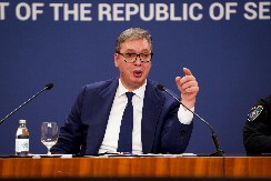"JASNO IM JE DA SU GOTOVI I ZATO SU HISTERIČNI" Vučić odgovorio nasilnim blokaderima