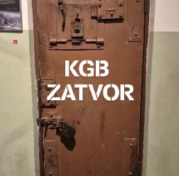 IZA OBIČNIH ZIDOVA KRIJE SE JEZIVO OTKRIĆE Srbin posetio KGB muzej u Litvaniji, izgled sobe za mučenje LEDI KRV U ŽILAMA! (FOTO)