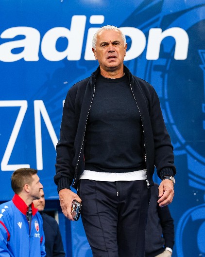 IZDRŽALI SMO PRITISKE...Zvezdan Terzić se obratio Vladanu Milojeviću posle velike pobede