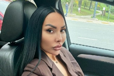 "ZOVI POLICIJU, UBIĆE TEBE I DETE" Stravične tvrdnje na račun Site Ahmić: "Zaključala je sina i postavila ljude ispred..."