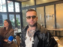 ODBIJAO DA SNIMI JEDAN OD NAJVEĆIH HITOVA Frontmen Magla Benda šokirao priznanjem, pa najavio Sava Centar: "Kad sam čuo..."  (VIDEO)