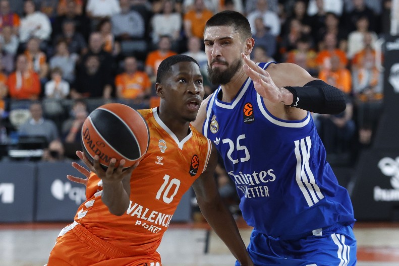 Valensija srušila Real, PAO slavio u Parizu, Hapoel gazi redom