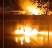 IZGOREO BAGER U POŽEGI USRED NOĆI Plamen progutao mašinu za nekoliko minuta!