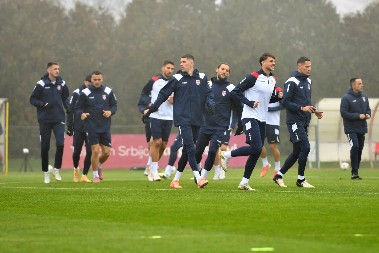 SPUŠTA SE ZAVESA NA KVALIFIKACIJE Evo gde možete da gledate TV prenos meča Srbija - Letonija