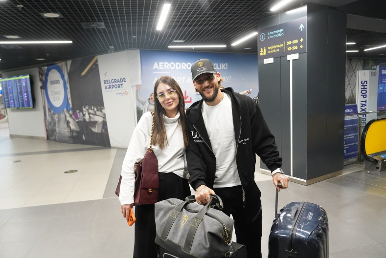 ANASTASIJU I NEMANJU NAJLEPŠI DAN SAČEKAO JE U SRBIJI Majka fudbalera poslala je čestitku iz Sevilje, vreme je za slavlje!