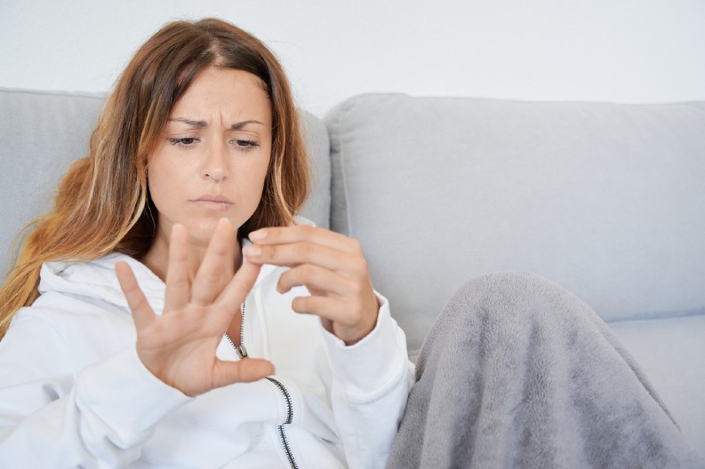 BRAZDE, ŽUTA BOJA, LOMLJIVI VRHOVI Evo kako nokti šalju upozorenje na određene bolesti