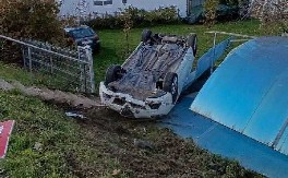 UDES KOD ČAČKA   "Jugom" sleteo s puta pa udario u banderu