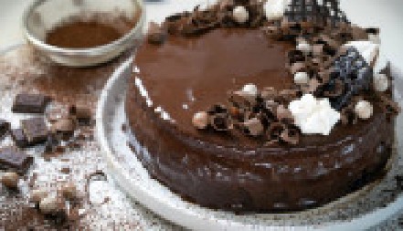 PIŠINGER TORTA KAKVU SU PRAVILE NAŠE BAKE Hrskave oblande i svilenkasti fil