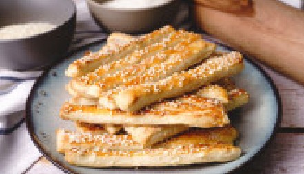 SUSAM ŠTAPIĆI SA SIROM BOLJI NEGO IZ PEKARE Biće super i kada se ohlade, a i za 3 dana