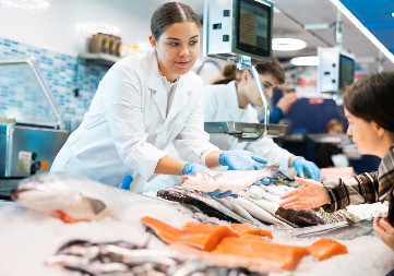 VODITE RAČUNA KOJU RIBU JEDETE Gastroenterolog otkriva gde treba da je kupujemo i koja nam opasno šteti