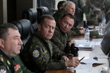 "RASPAD UKRAJINE SE UBRZAVA" Medvedev predložio novo, EKSTREMNO rešenje