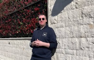 VODITELJ PINKA NIJE ŠTEDEO REČI ZA MITROVIĆA Progovorio o otkazima, pa otkrio strogo poslovnu tajnu