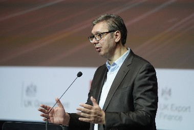 "ZAHVALJUJUĆI BLOKADERIMA NIS JE PRODAT" Vučić: Ljudi kritikuju a ne znaju ni šta kritikuju