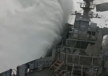 NATO TORPEDO RAZNEO FREGATU! Objavljeni jezivi snimci, brod raznet u parčiće! (VIDEO)