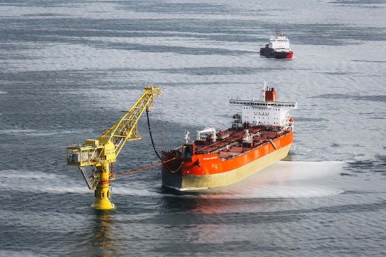 TANKERI RUSKE NAFTE LUTAJU Zarobljeno 48 miliona barela