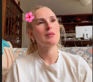 ĆERKA BRUSA VILISA OTKRILA KAKO IZGLEDA NJENA POSETA TEŠKO BOLESNOM OCU  Jedan detalj kida dušu