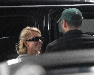 MENJAM MOMKE KAO NA TRACI!  Čuvena plavuša o svojim burnim ljubavima - "Probudim se i ne znam ko je on!"